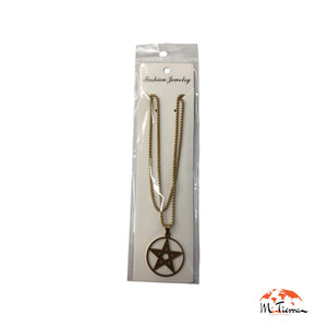 Colgante con cadena dorada con estrella