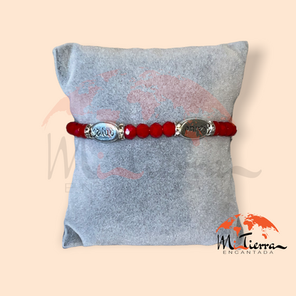 Pulsera con amuleto de salud